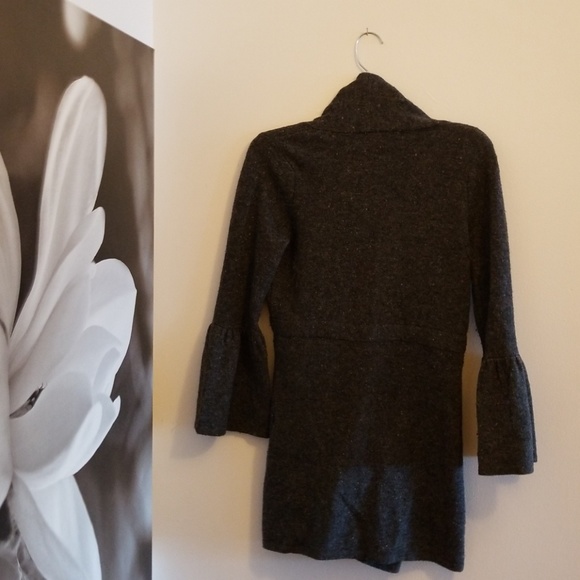 Sweater - Picture 2 of 4